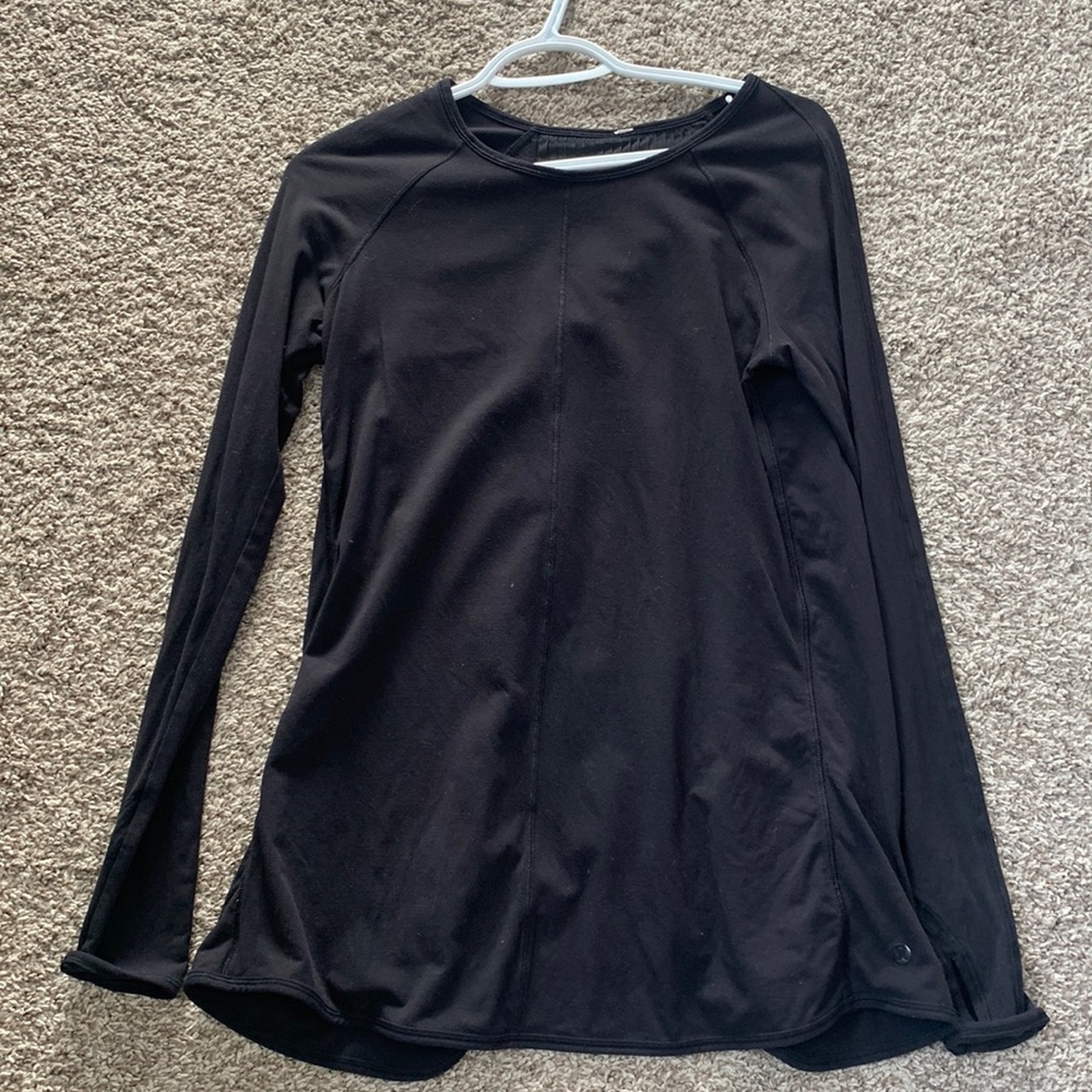 Lululemon pleated long sleeve